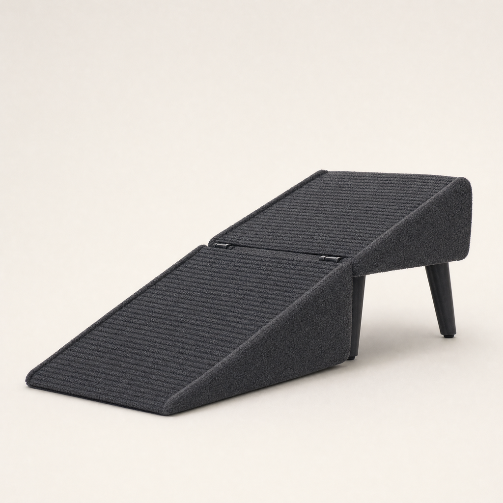 Bridge Folding Dog Ramp for Bed and Car — catalogue view